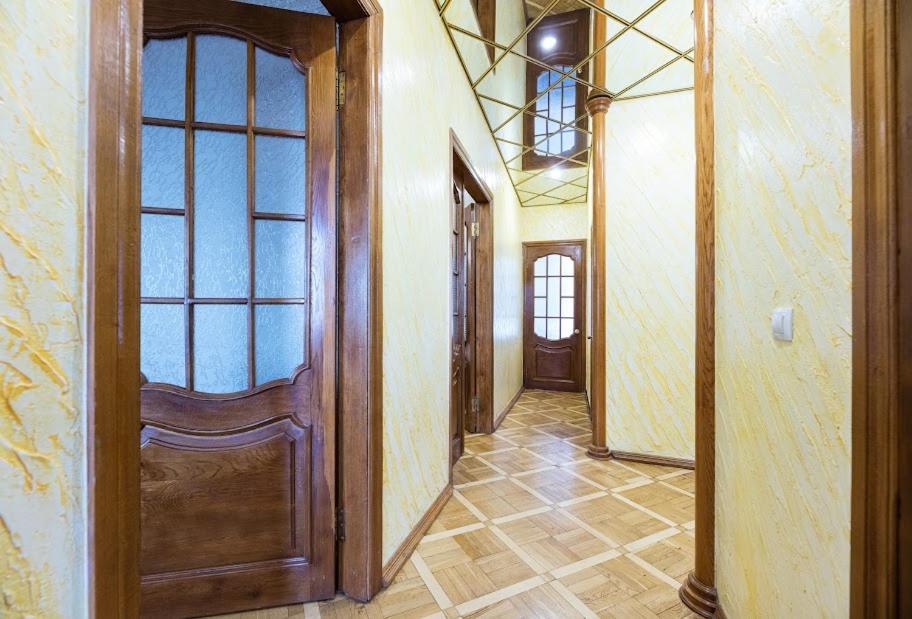911 Apartments Antonovichа Kiev Exterior foto